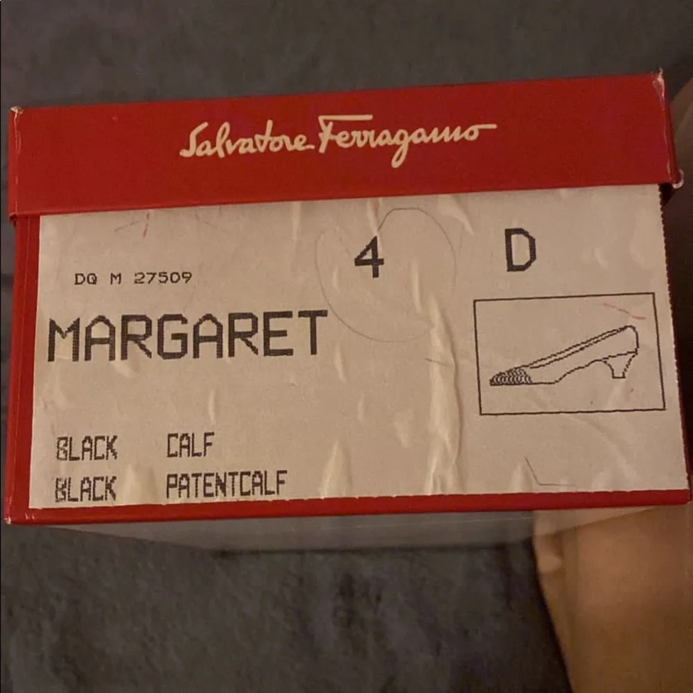 Salvatore Ferragamo Margaret - Picture 4 of 4